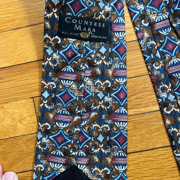 LOT OF 3 COUNTESS MARA SILK TIES - Picture 11 of 12